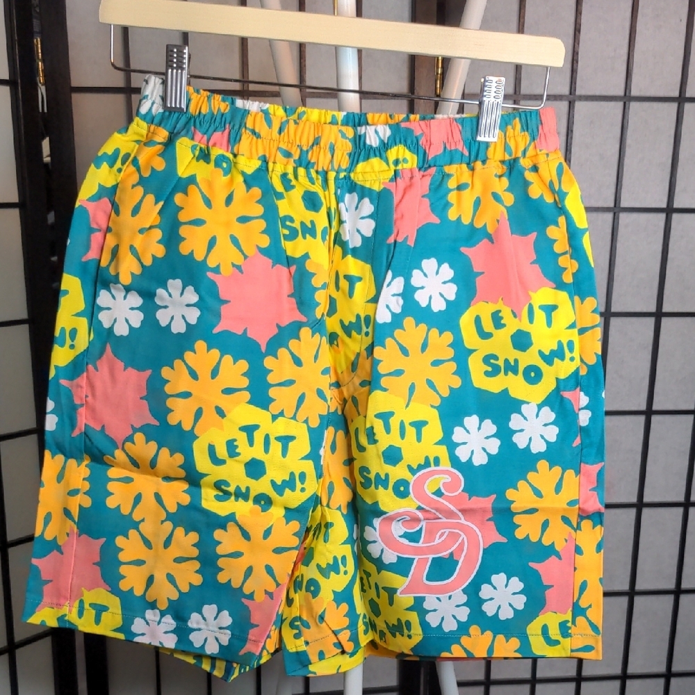 SNOWDAY Snowflake Shorts